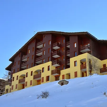 La Pendule / Le Sextant Apartment